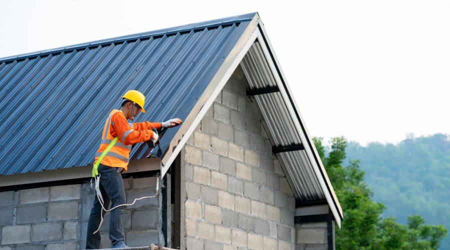 Professional Flat Roofing Installation in Martins Ferry, OH